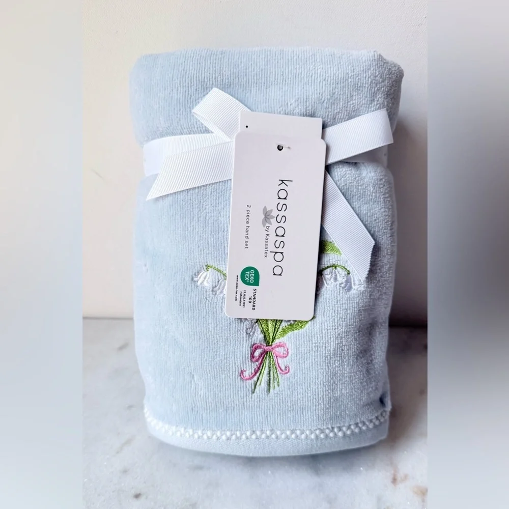 Kassatex Light Blue Towel with Floral lily of the valley Embroidery towels set